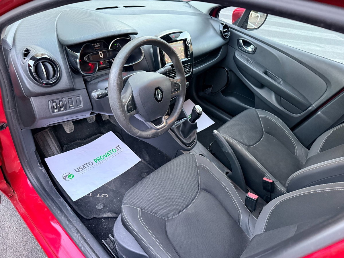 Renault Clio Sporter 1.2 75CV Intens (12)