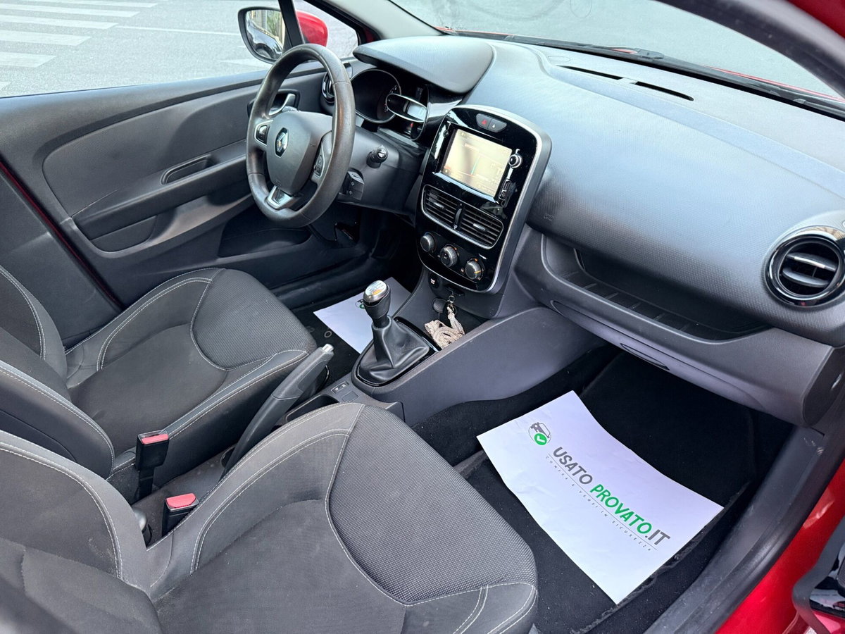 Renault Clio Sporter 1.2 75CV Intens (14)