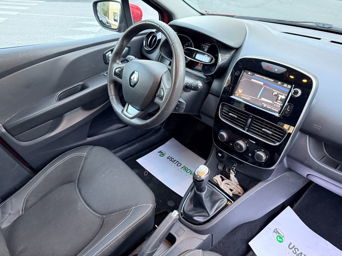 Renault Clio Sporter 1.2 75CV Intens (17)