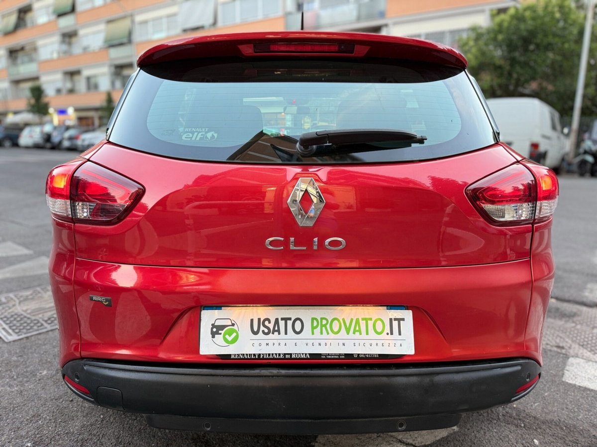 Renault Clio Sporter 1.2 75CV Intens (2)