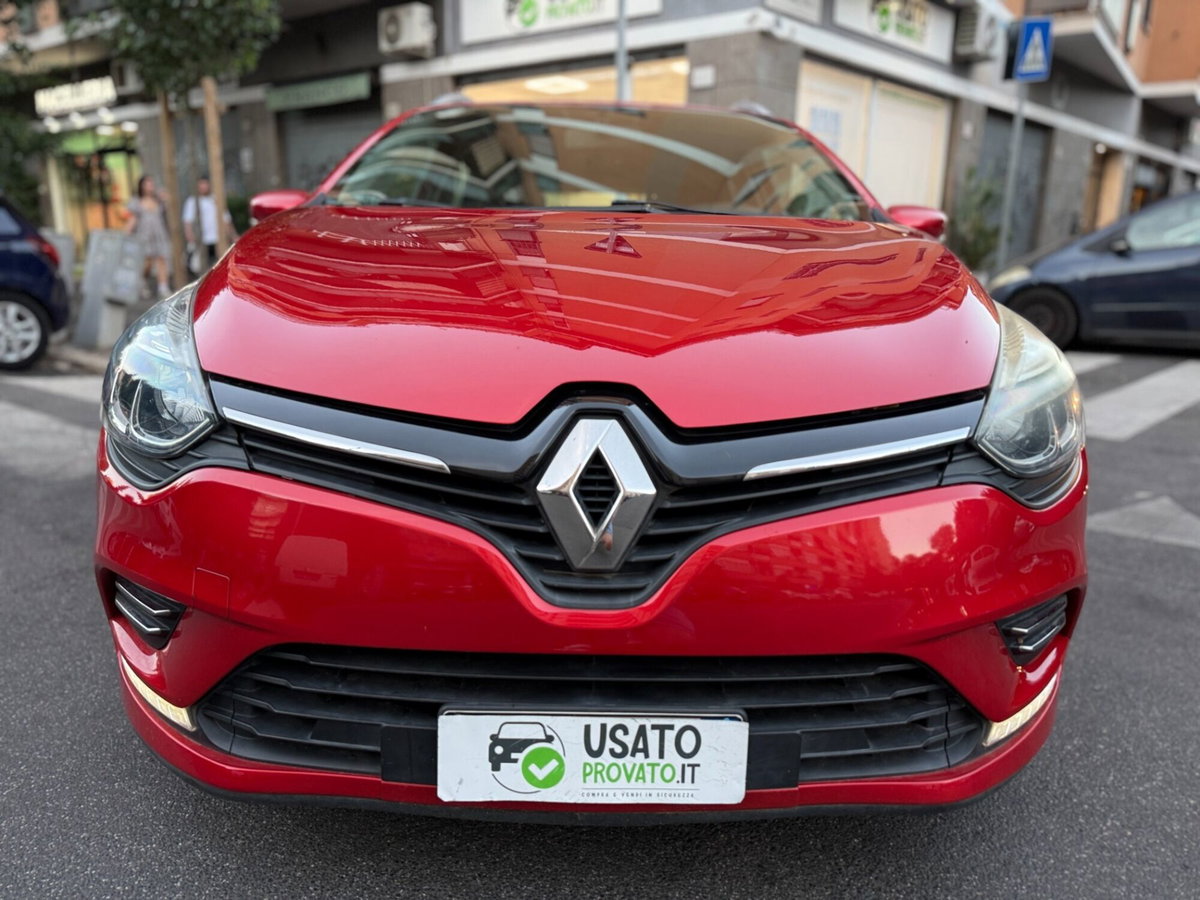 Renault Clio Sporter 1.2 75CV Intens (4)
