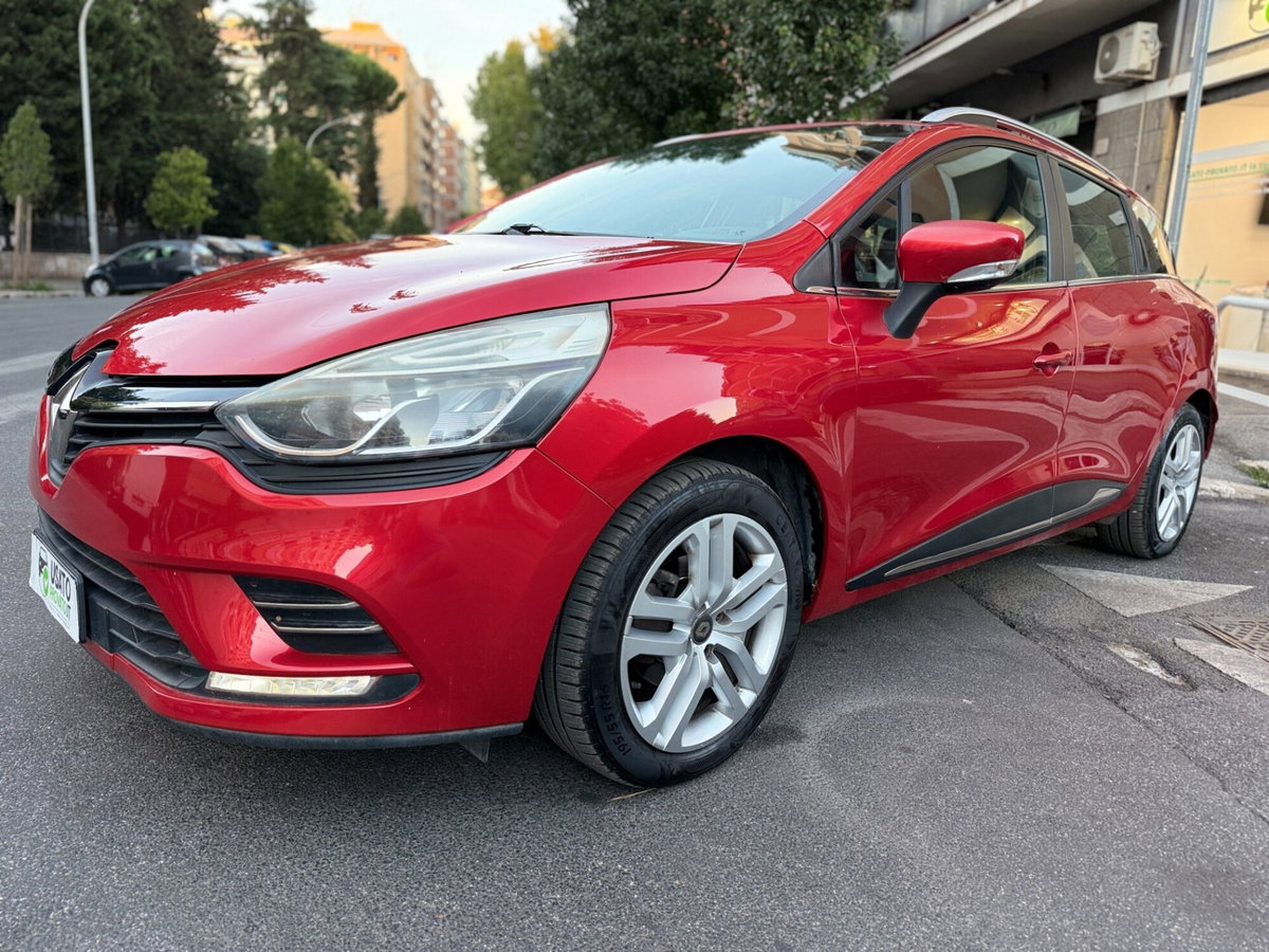 Renault Clio Sporter 1.2 75CV Intens (5)