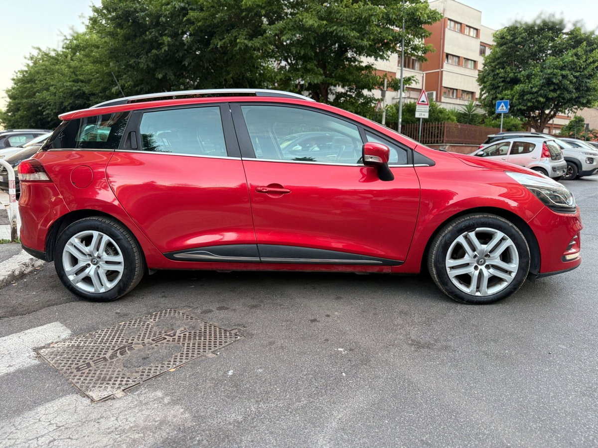 Renault Clio Sporter 1.2 75CV Intens (8)