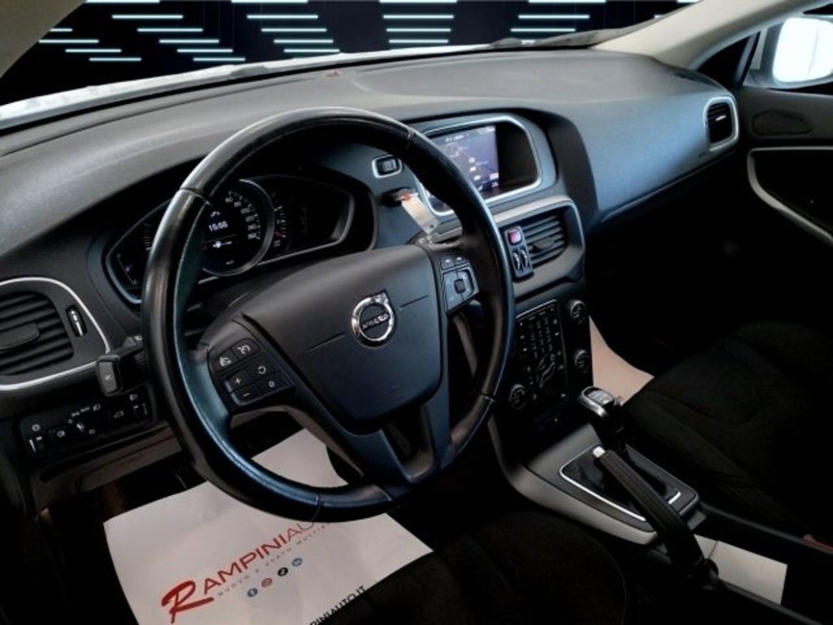 Volvo V40 D2 Business N1 (13)
