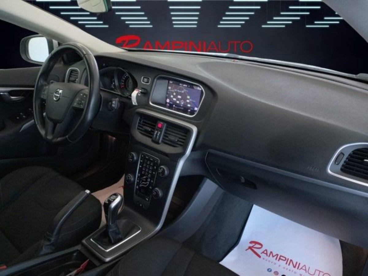 Volvo V40 D2 Business N1 (18)