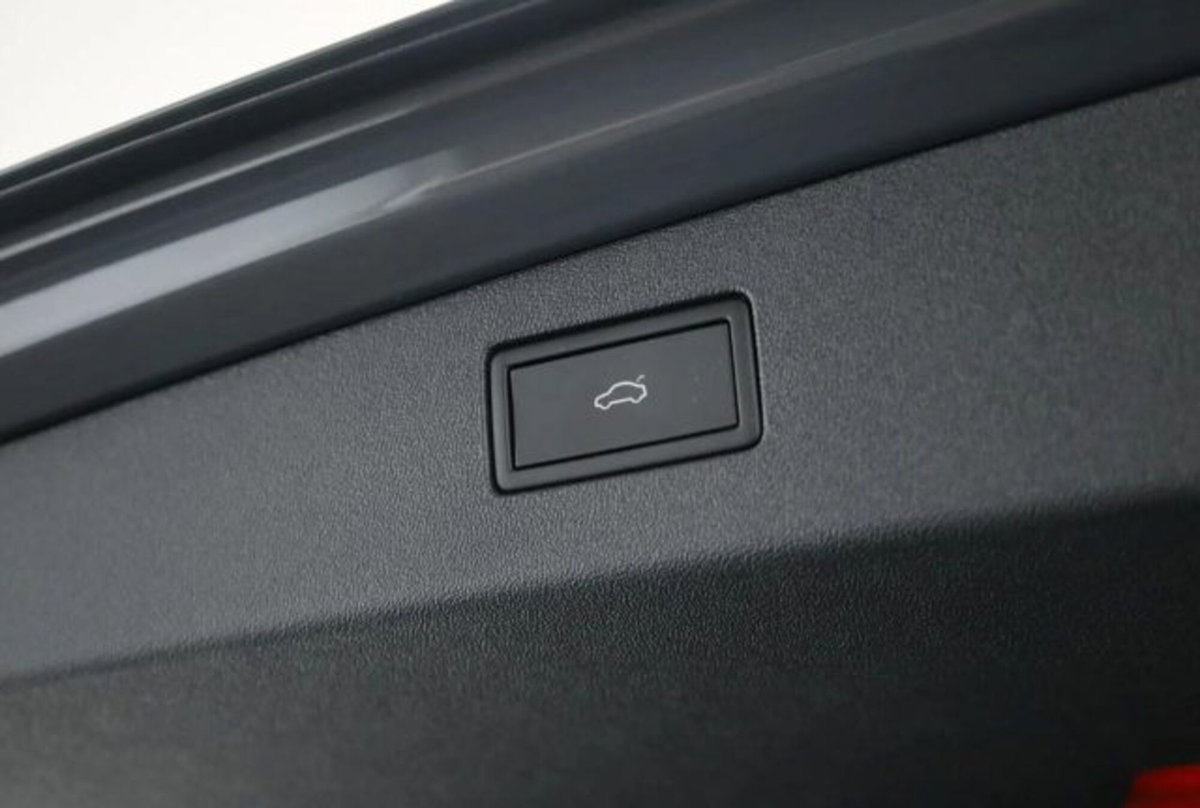 Volkswagen Tiguan 2.0 tsi R-Line 4motion 265cv dsg (11)