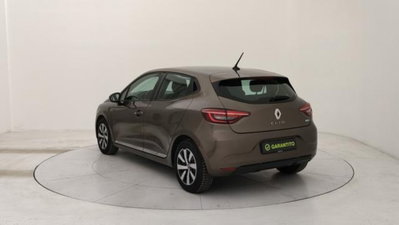 Renault Clio Full Hybrid E-Tech 140 CV 5 porte Zen (3)