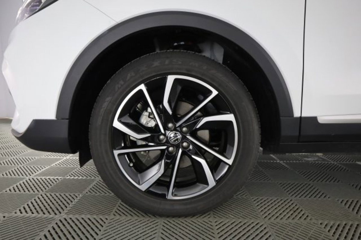 Mg ZS ZS 1.5 Luxury (8)