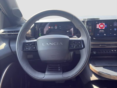 Lancia Ypsilon 1.2 mhev Edizione Limitata Cassina e-dct (12)