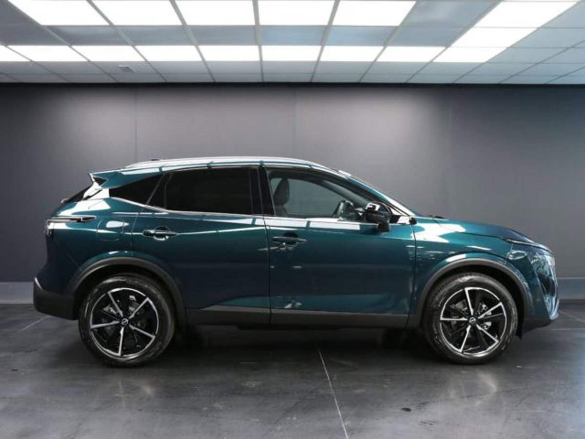 Nissan Qashqai 1.3 mhev Tekna 4wd 158cv xtronic (3)