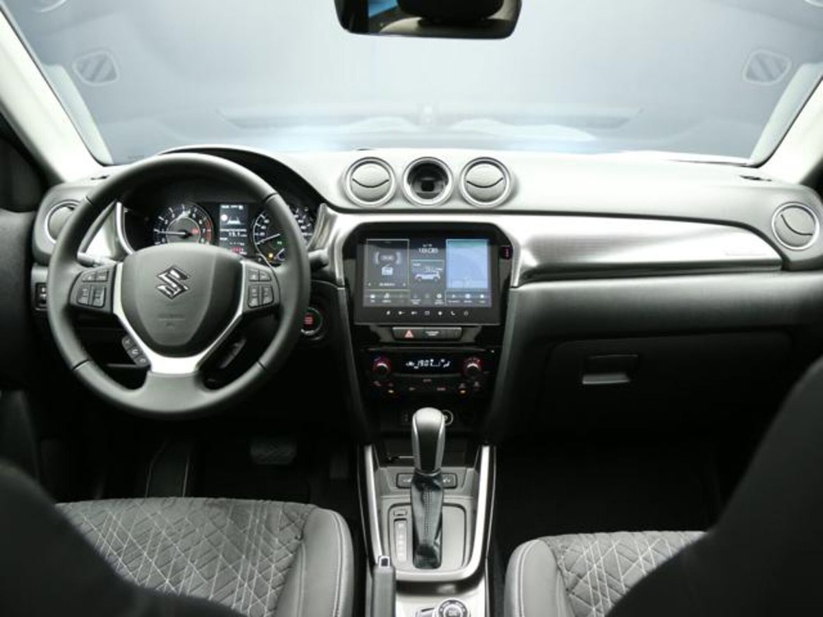 Suzuki Vitara 1.4h Starview 4wd allgrip 110cv at (12)
