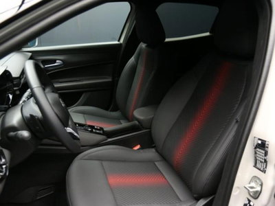 Alfa Romeo Junior 1.2 ibrida Sport Speciale 145cv edct6 (7)