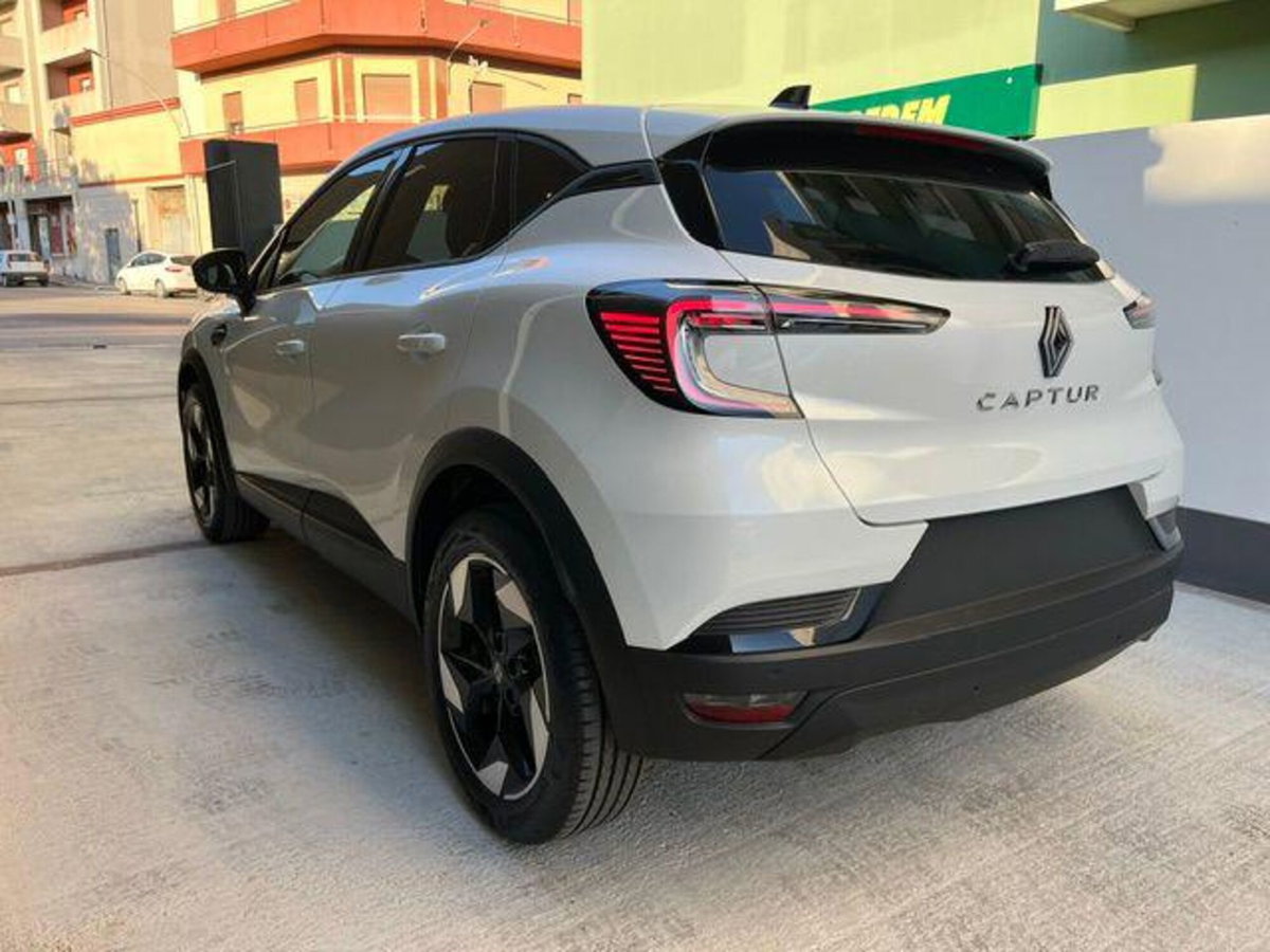 Renault Captur 1.0 eco-g Techno 100cv (4)