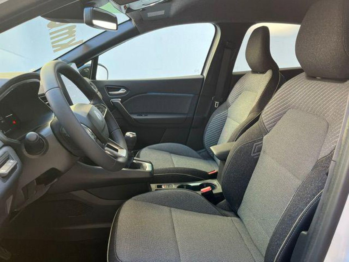 Renault Captur 1.0 eco-g Techno 100cv (8)