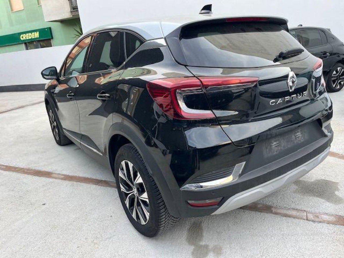 Renault Captur TCe 90 CV Techno (4)
