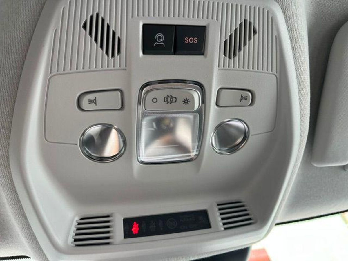 Citroen C3 1.2 puretech turbo Max 100cv s&s (12)
