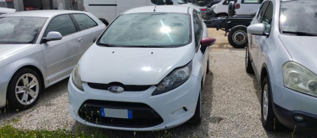 Ford Fiesta 1.4 TDCi 68CV 3 porte Titanium