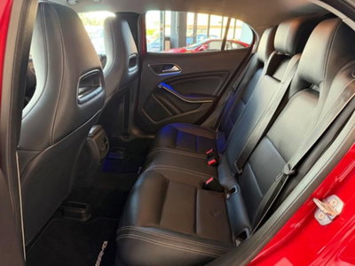 Mercedes-Benz GLA SUV 200 Premium (15)