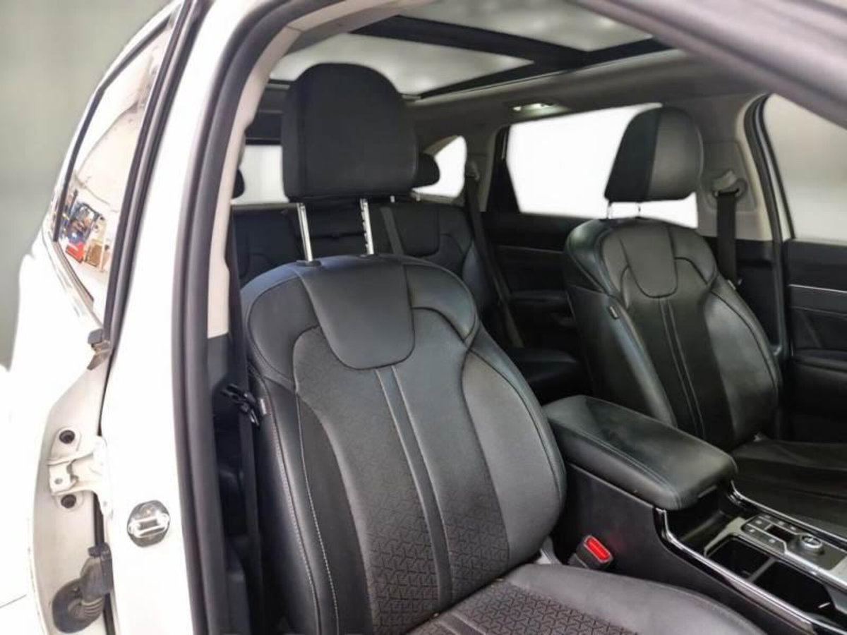 Kia Sorento 1.6 T-GDi aut. AWD HEV Evolution (8)