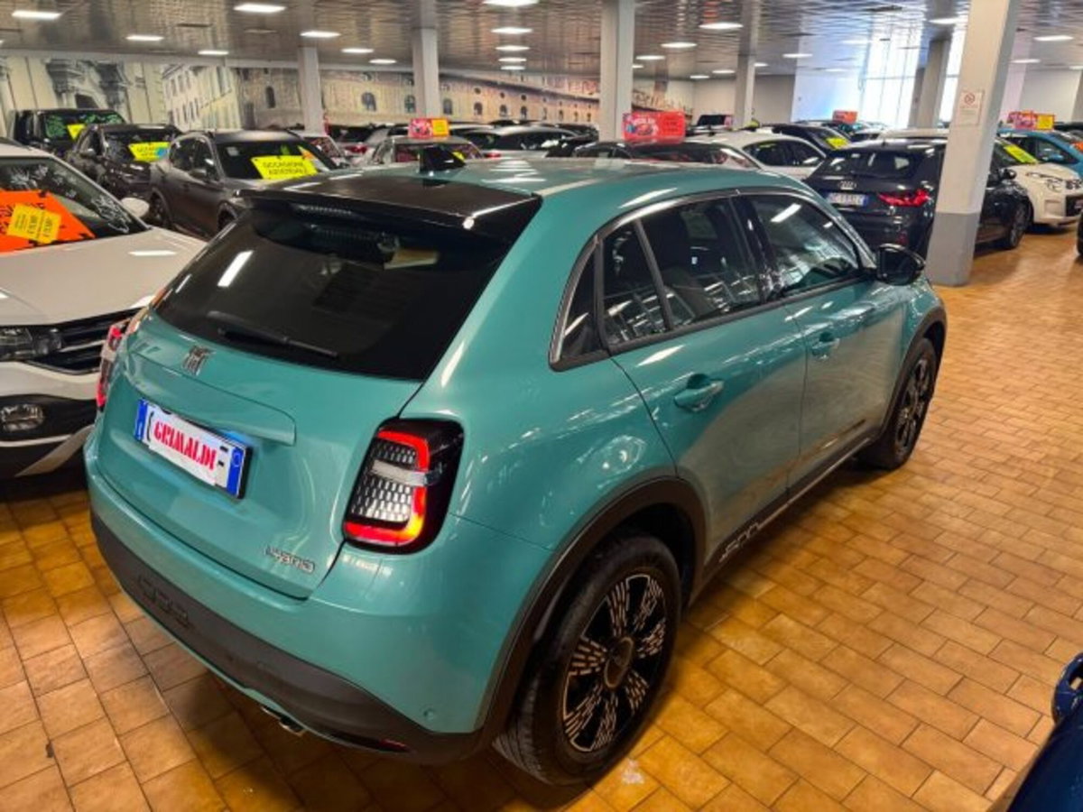Fiat 600 1.2 hybrid Pop 145cv auto (2)