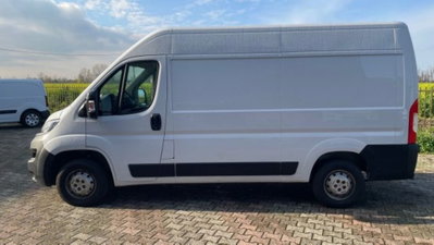 Opel Movano Furgone 35 2.2 BlueHDi 140 S&S PM-TM Furgone vetrato (4)