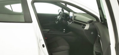 Toyota Toyota C-HR 1.8 Hybrid E-CVT Trend (13)