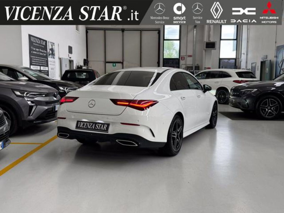 Mercedes-Benz CLA 200 Automatic Premium (2)