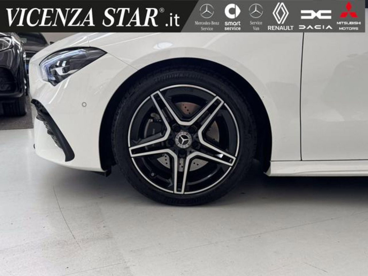 Mercedes-Benz CLA 200 Automatic Premium (3)