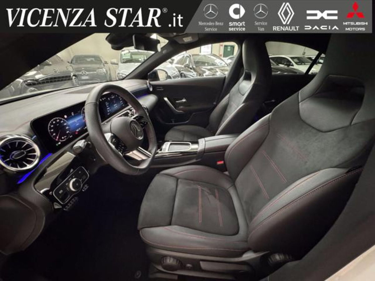 Mercedes-Benz CLA 200 Automatic Premium (4)