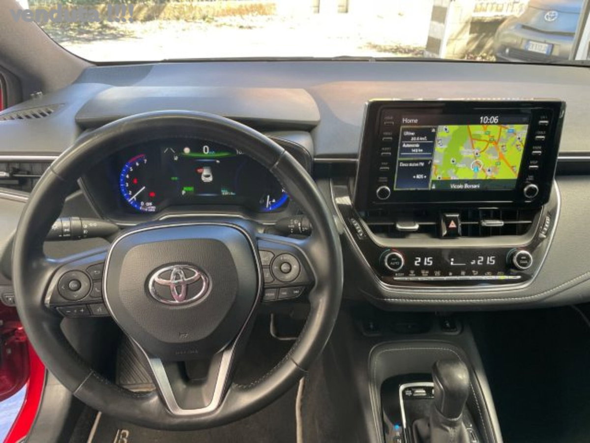 Toyota Corolla 1.8 Hybrid Style (12)