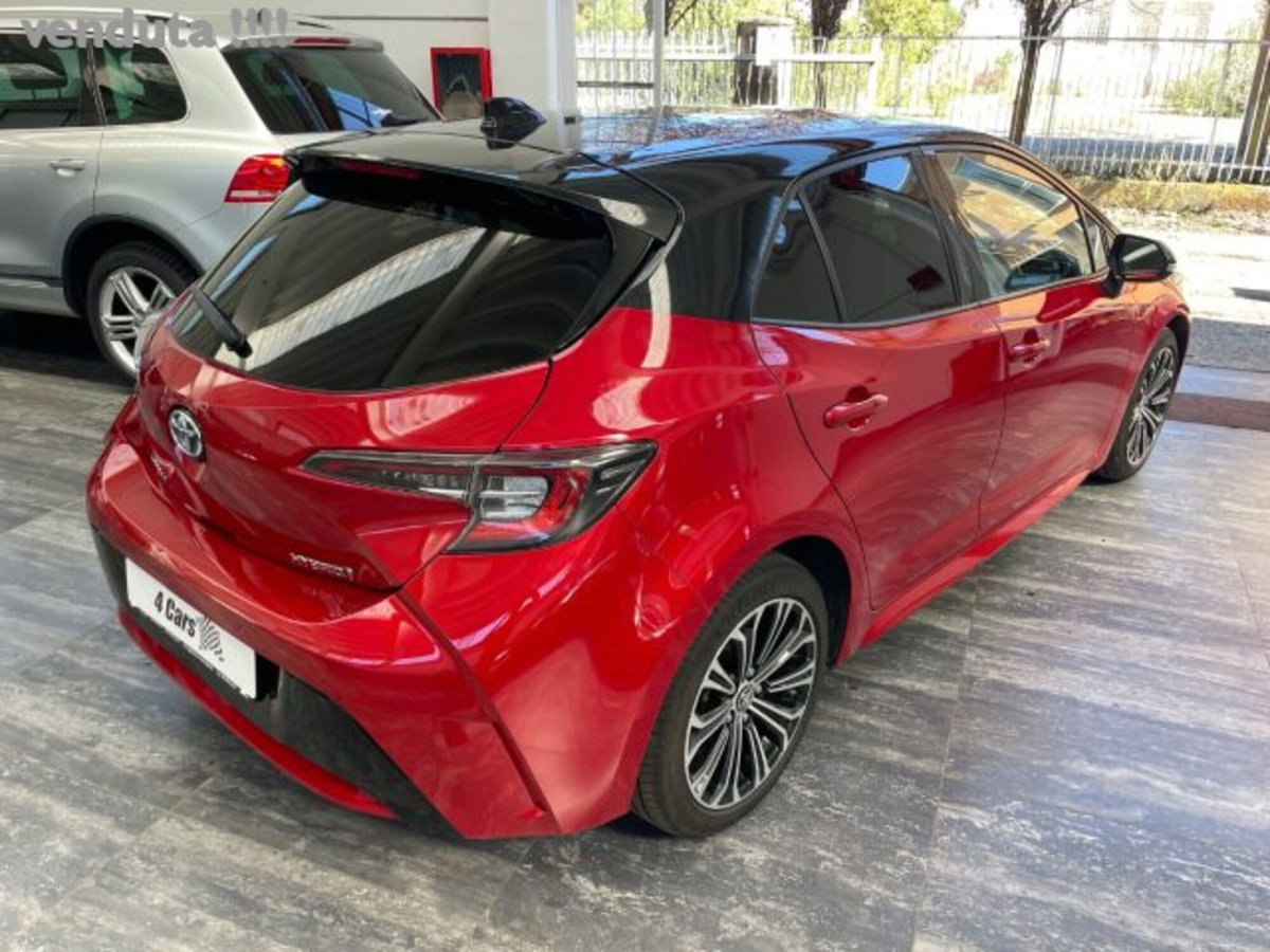 Toyota Corolla 1.8 Hybrid Style (4)