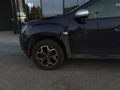 Dacia Duster 1.0 TCe 100 CV ECO-G 4x2 Prestige (4)