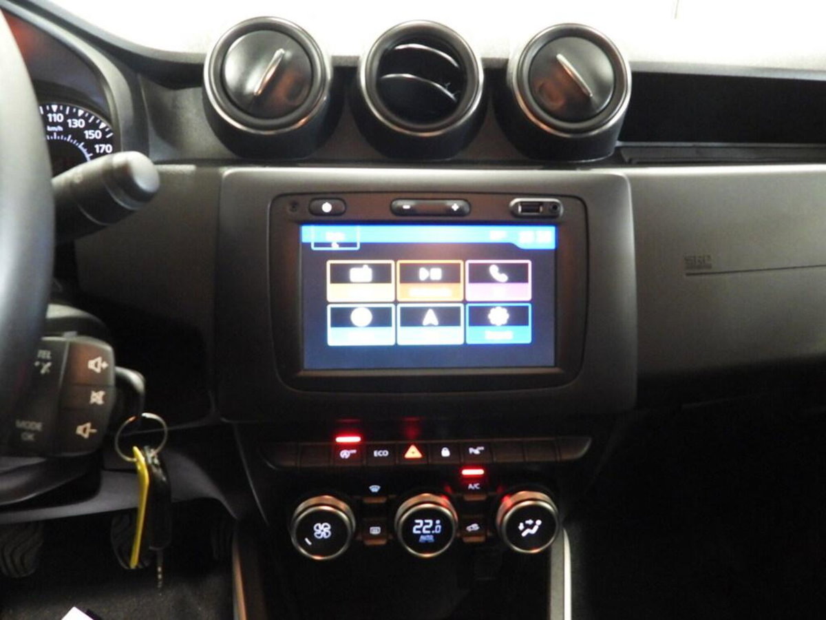 Dacia Duster 1.0 TCe 100 CV ECO-G 4x2 Prestige (7)