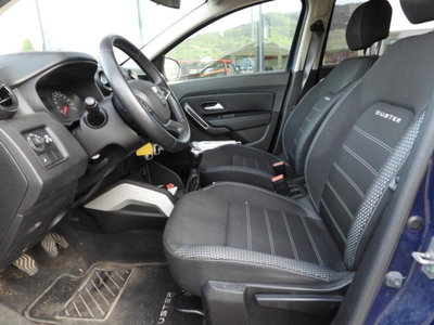 Dacia Duster 1.0 TCe 100 CV ECO-G 4x2 Prestige (8)