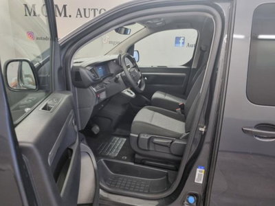 Peugeot Traveller BlueHDi 180 S&S EAT8 Standard Business (10)