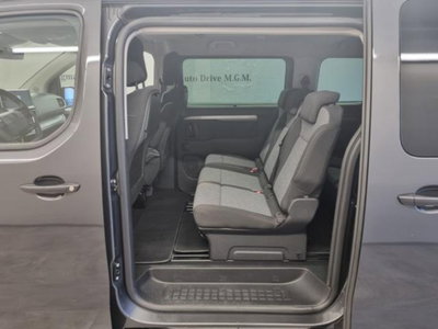 Peugeot Traveller BlueHDi 180 S&S EAT8 Standard Business (13)