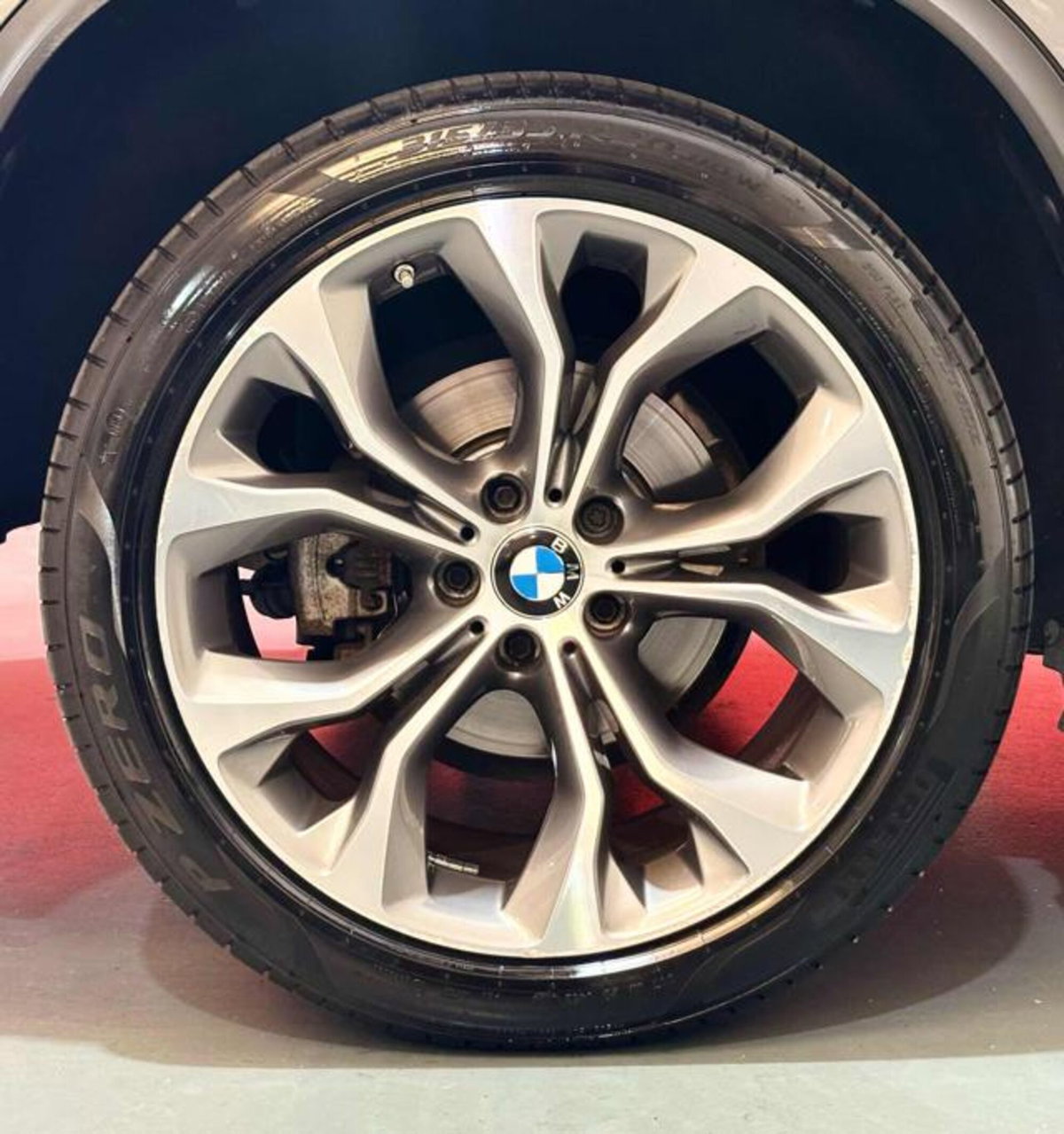 BMW X5 xDrive30d 258CV Luxury (20)
