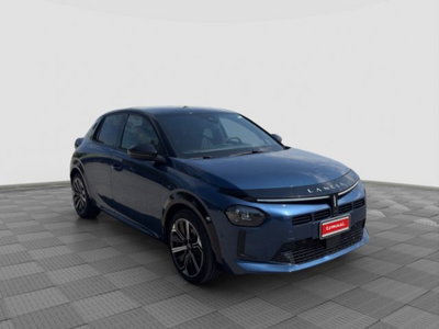 Lancia Ypsilon 1.2 mhev Edizione Cassina e-dct (7)