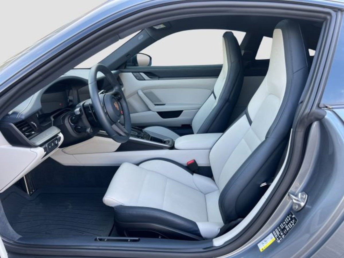 Porsche 911 Coupé 3.0 Carrera 394cv auto (10)