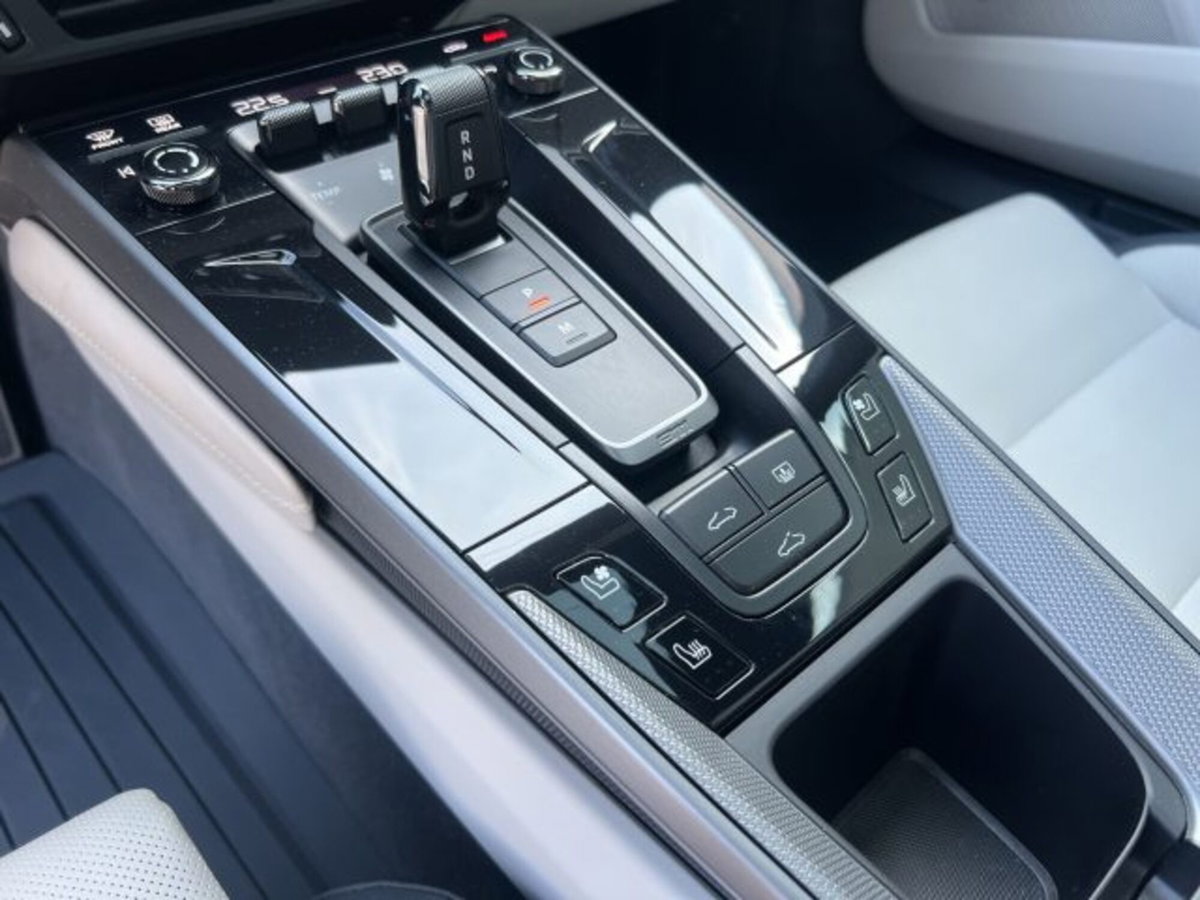 Porsche 911 Coupé 3.0 Carrera 394cv auto (17)