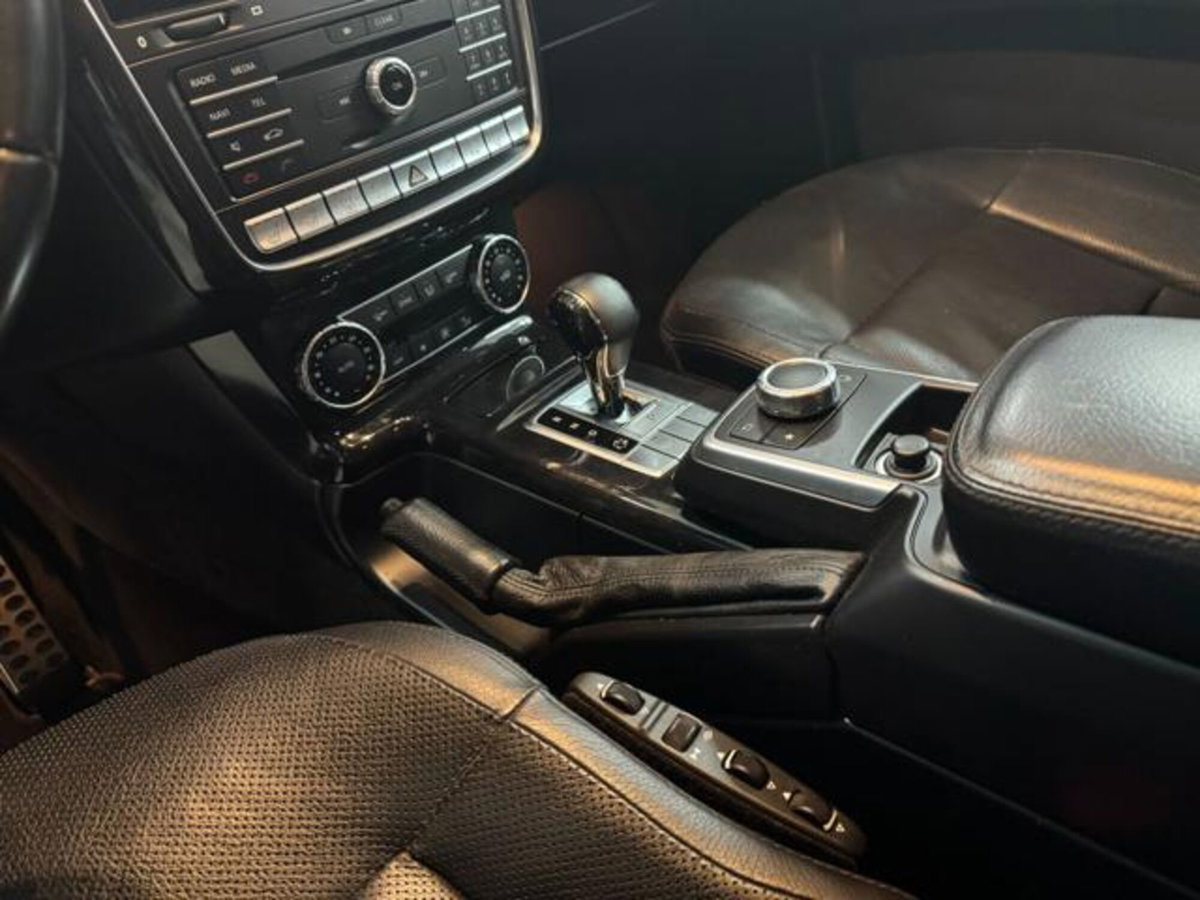 Mercedes-Benz Classe G 350 d (6)