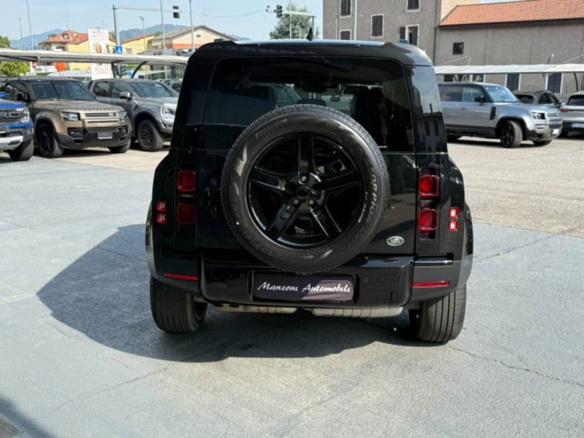 Land Rover Defender 110 3.0d i6 mhev X-Dynamic SE awd 200cv auto (6)