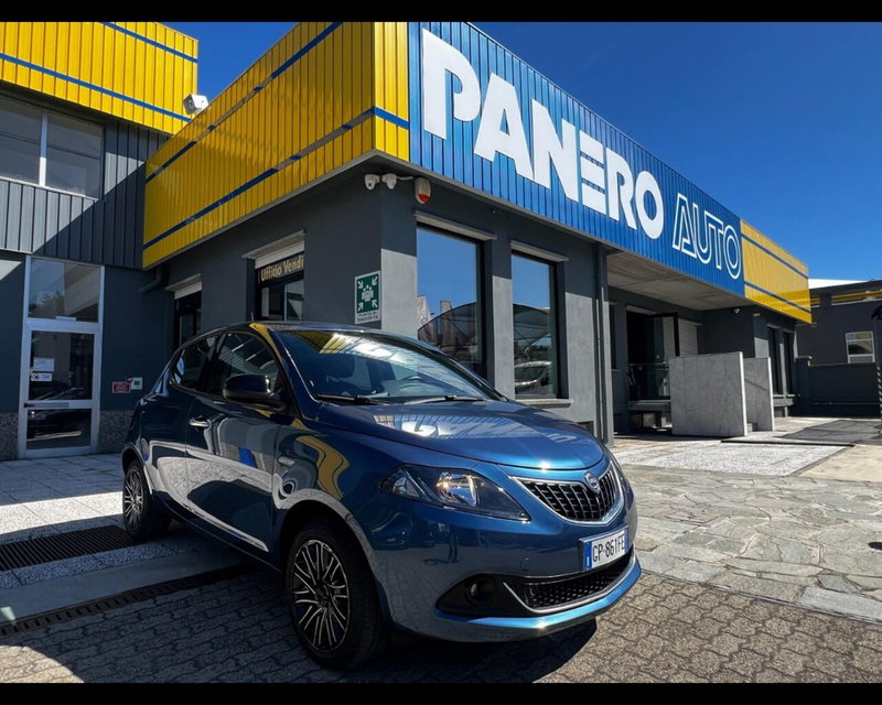 Lancia Ypsilon 1.0 FireFly 5 porte S&S Hybrid Ecochic Gold