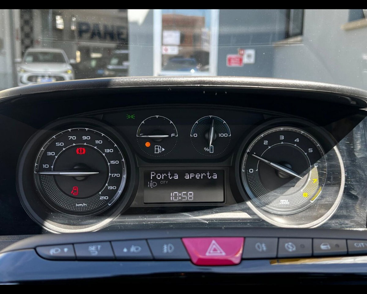 Lancia Ypsilon 1.0 FireFly 5 porte S&S Hybrid Ecochic Gold (12)