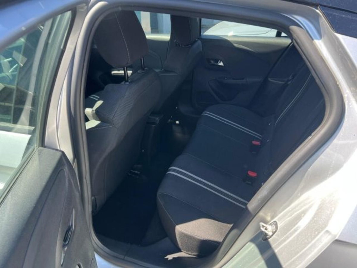 Opel Corsa 1.2 hybrid GS 100cv dct6 (12)