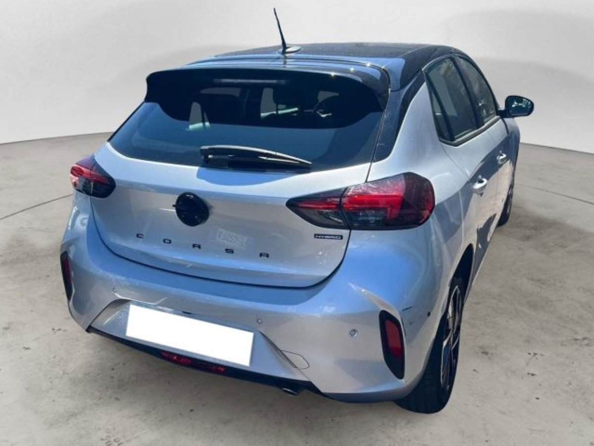 Opel Corsa 1.2 hybrid GS 100cv dct6 (4)