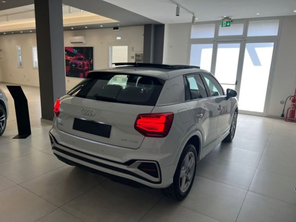 Audi Q2 Q2 35 TFSI S tronic S line Edition (4)