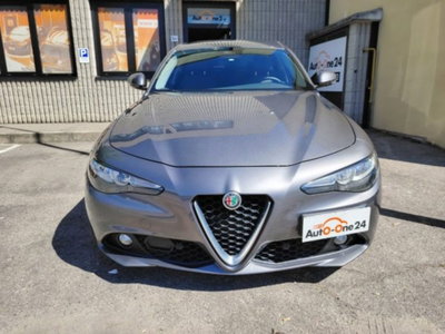 Alfa Romeo Giulia 2.2 Turbodiesel 180 CV AT8 Super (2)