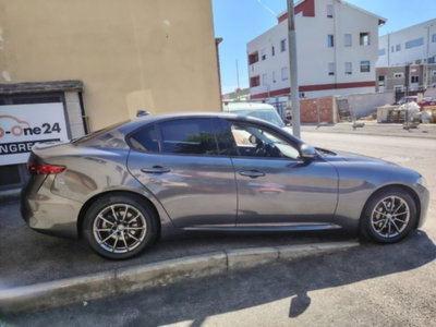 Alfa Romeo Giulia 2.2 Turbodiesel 180 CV AT8 Super (9)