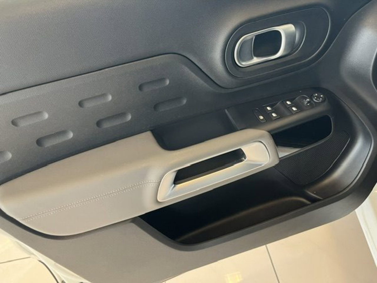Citroen C5 Aircross Aircross BlueHDi 130 S&S Shine (16)